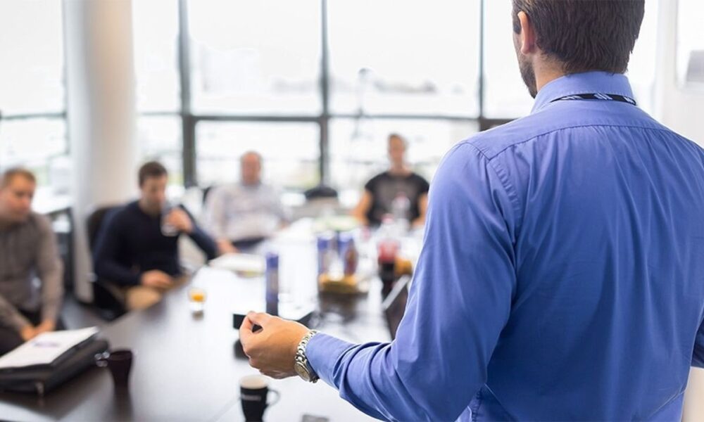 cómo-elegir-regalos-empresariales-que-fortalezcan-relaciones-1